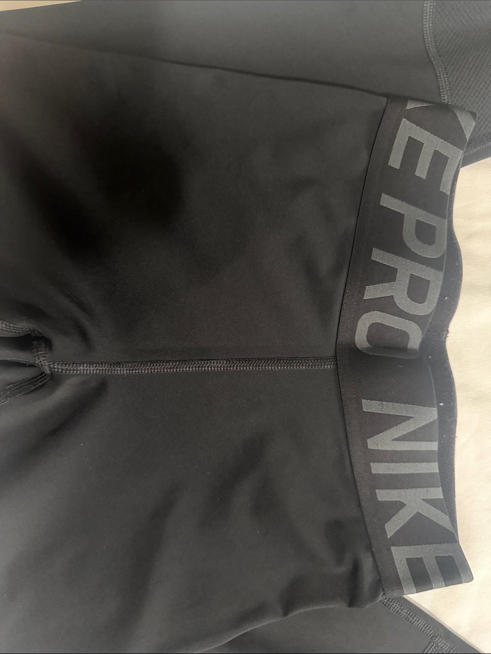Women’s NikePro gym Leggings with White Logo. - Picture 5 of 8